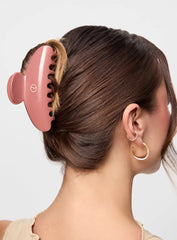 Find Comfort Claw Clip – Awaken Confidence